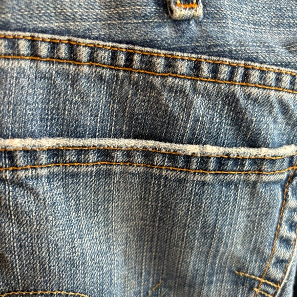 Levis 527 Low Bootcut Cowboy Medium Wash Denim Blue Distressed Jeans Mens 38x30 - Picture 4 of 9